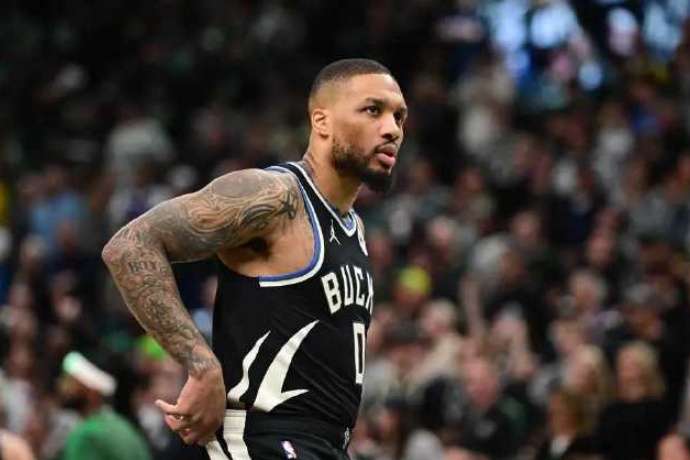 利拉德预计 8-10 个月康复,明年季后赛有望强势回归 利拉德预计 8-10 个月康复,明年季后赛有望强势回归